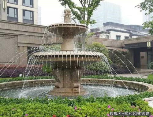 福建石雕水缽噴泉 凝固的流水，永恒的藝術(shù)
